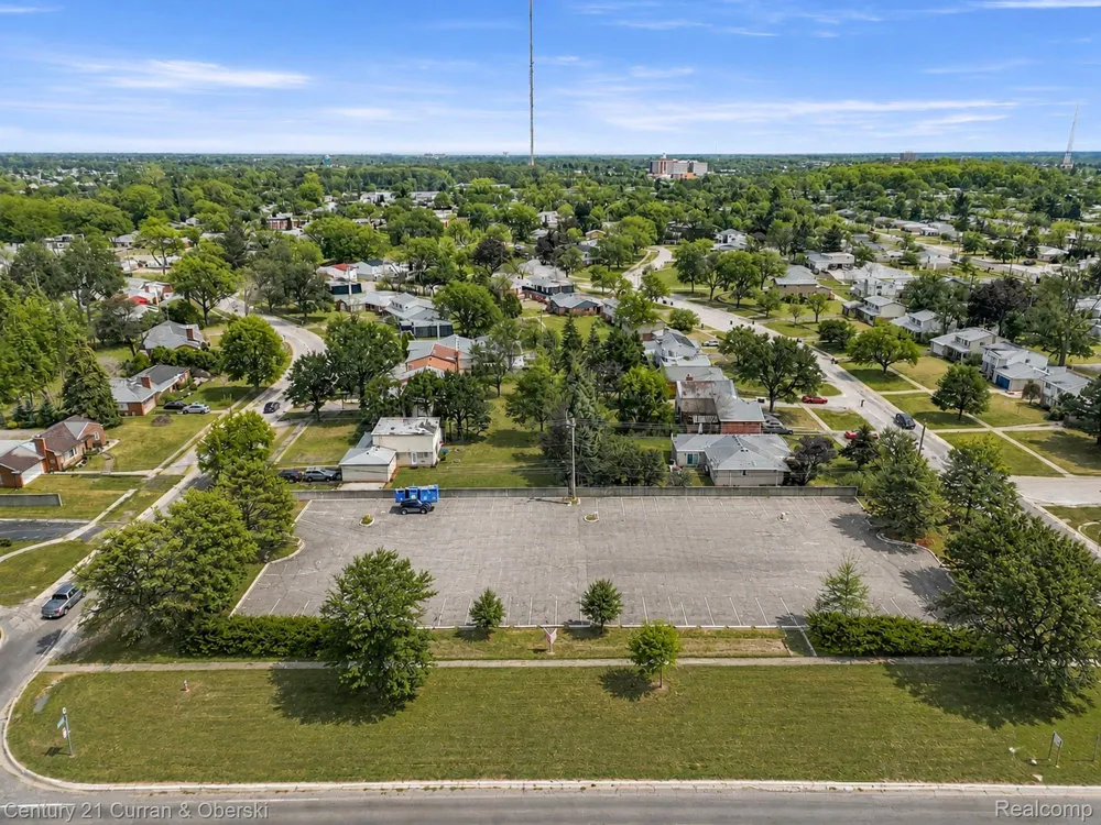 26026 SOUTHFIELD ROAD Lathrup Village City, MI 48076
