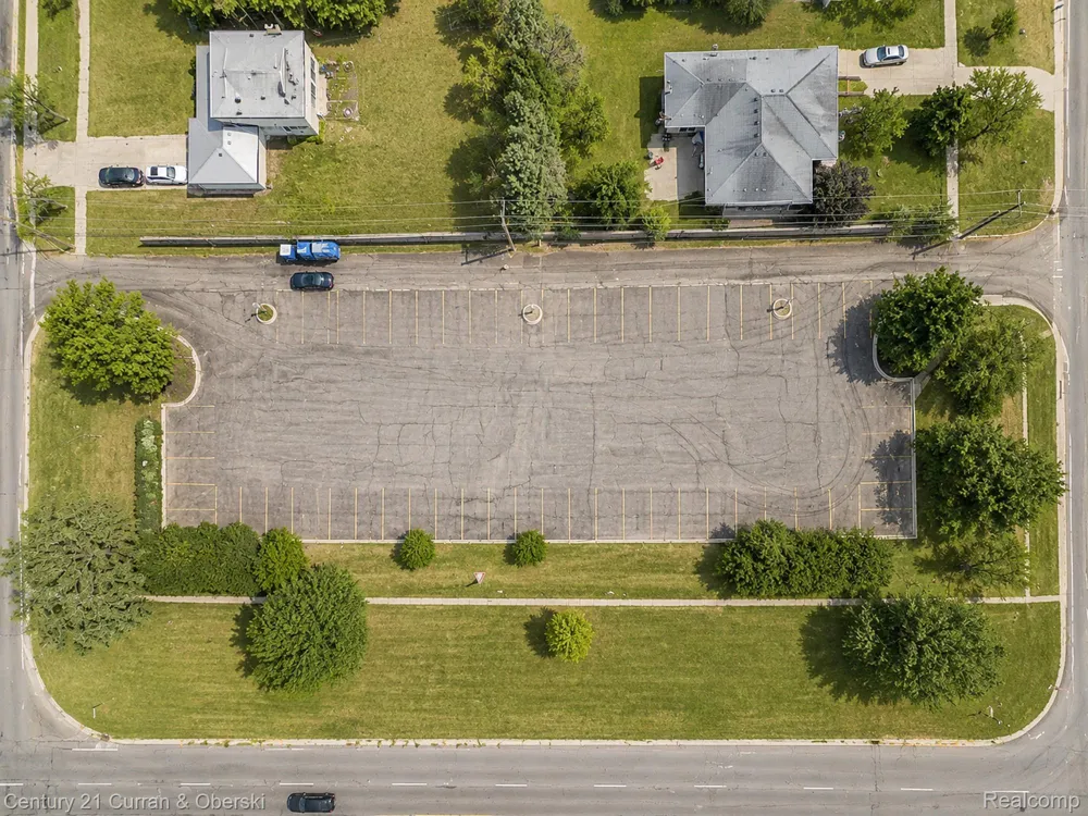 26026 SOUTHFIELD ROAD Lathrup Village City, MI 48076