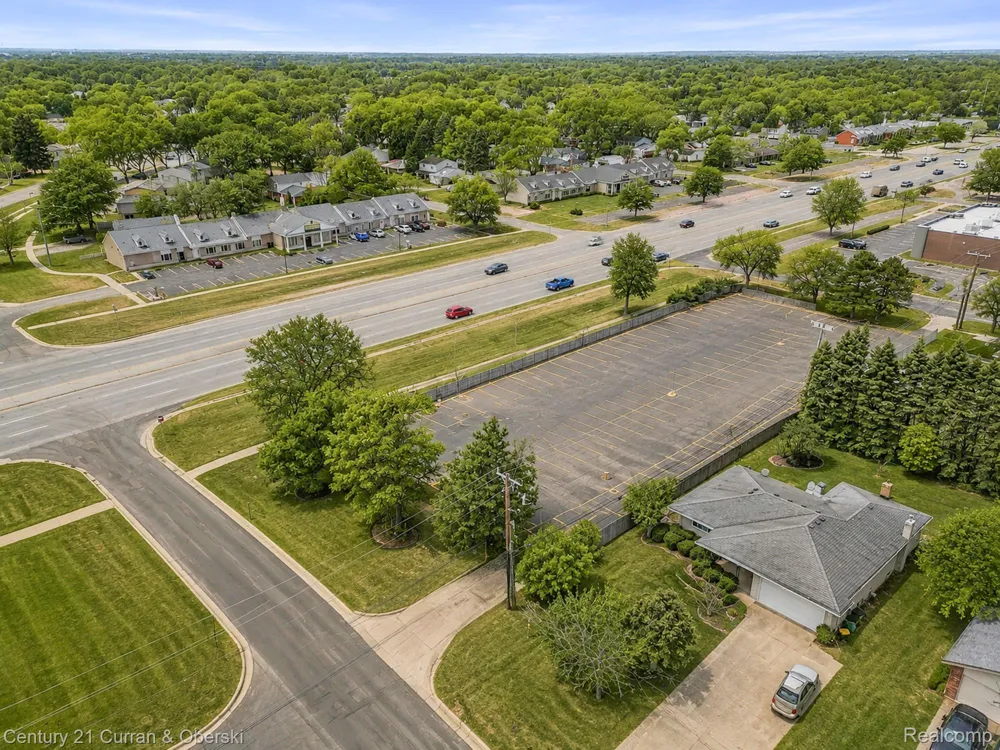 26026 SOUTHFIELD ROAD Lathrup Village City, MI 48076
