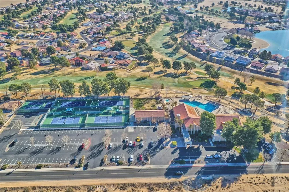 14817 Crofton Lane Helendale, CA 92342