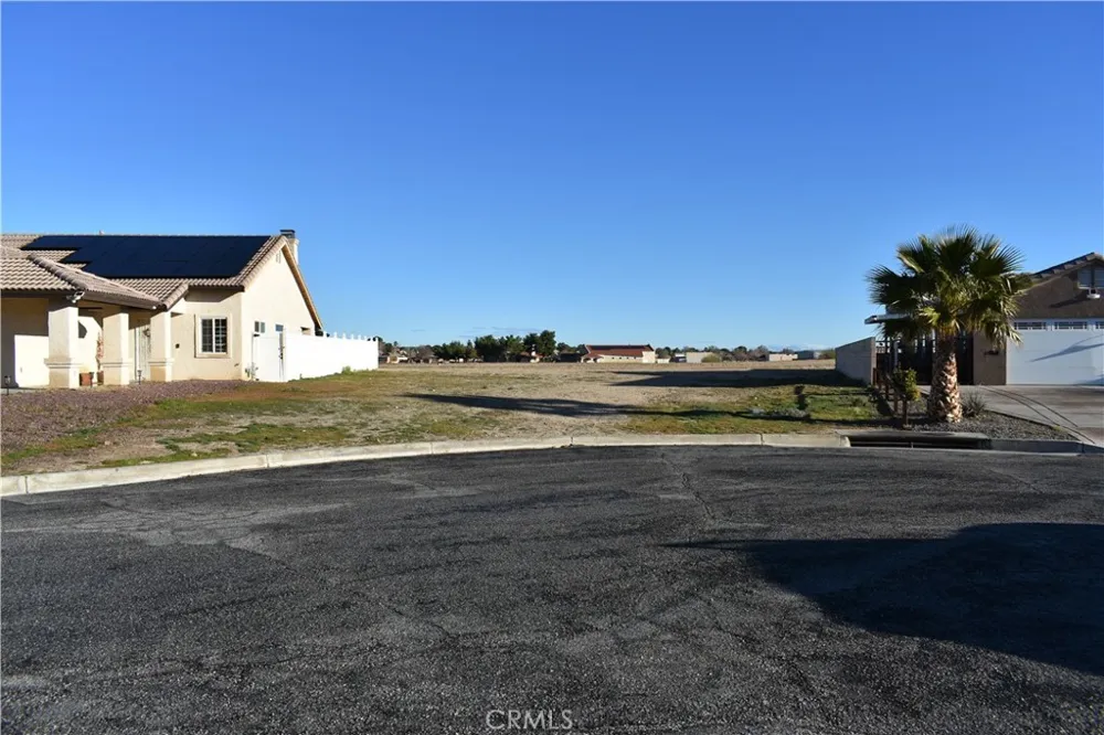 14988 Rivers Edge Road Helendale, CA 92342