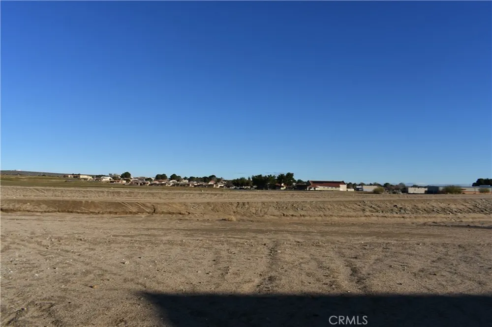14988 Rivers Edge Road Helendale, CA 92342