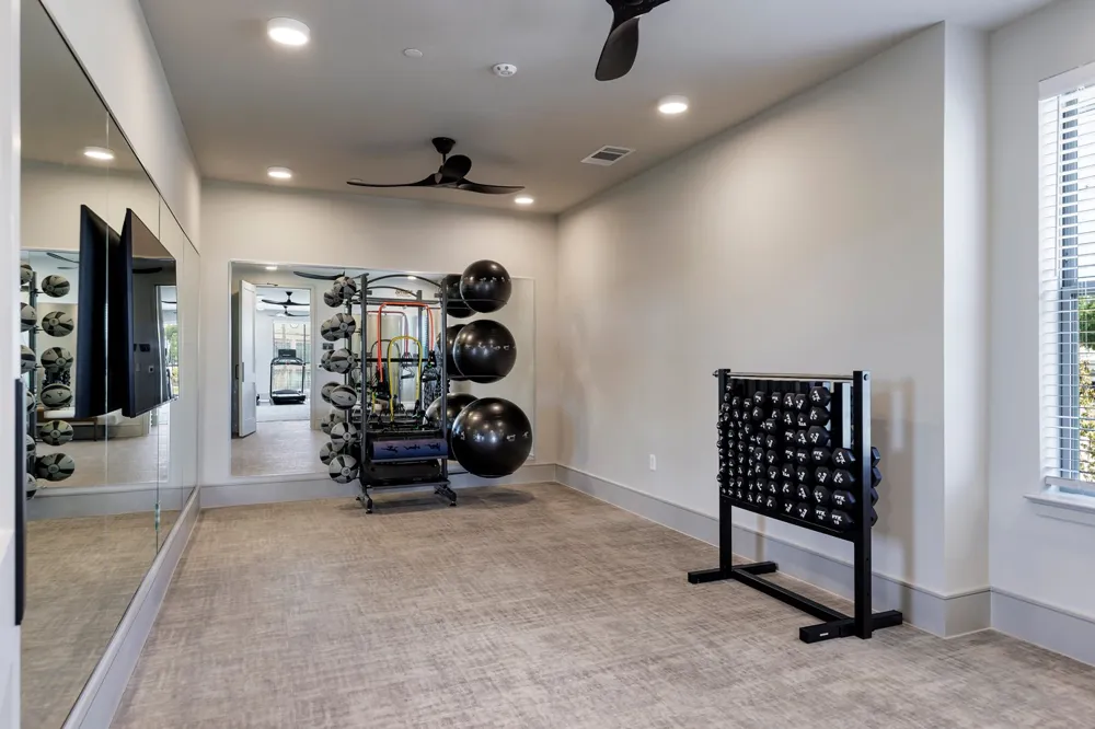 2400 Ace Lane #1235 Lewisville, TX 75067
