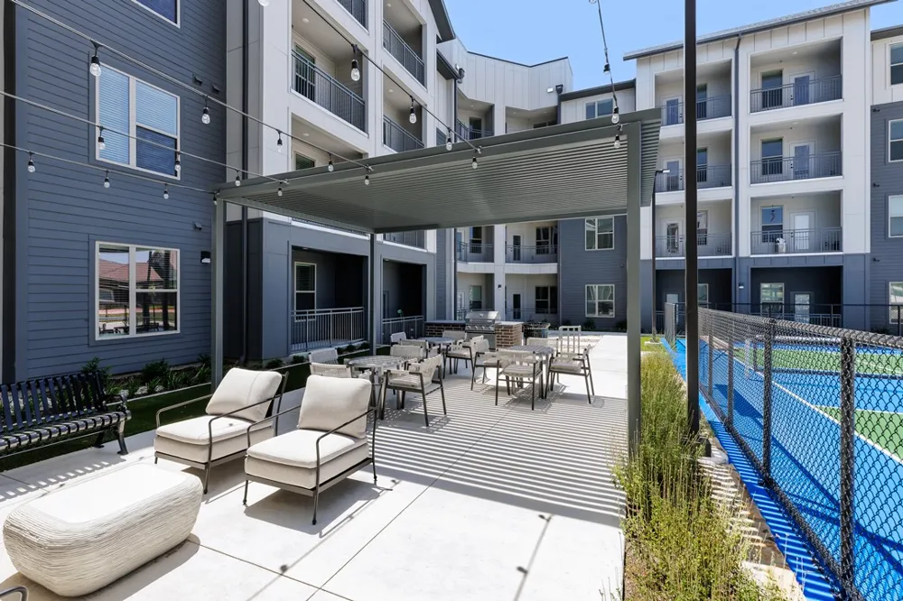 2400 Ace Lane #1235 Lewisville, TX 75067