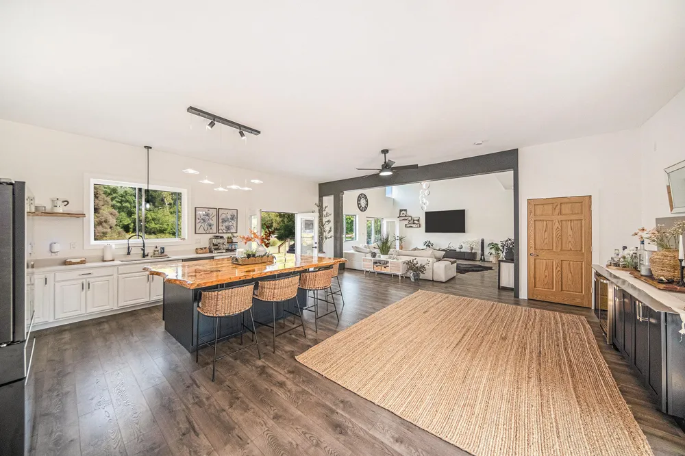 7914 Stony Lake Road Napoleon Township, MI 49201