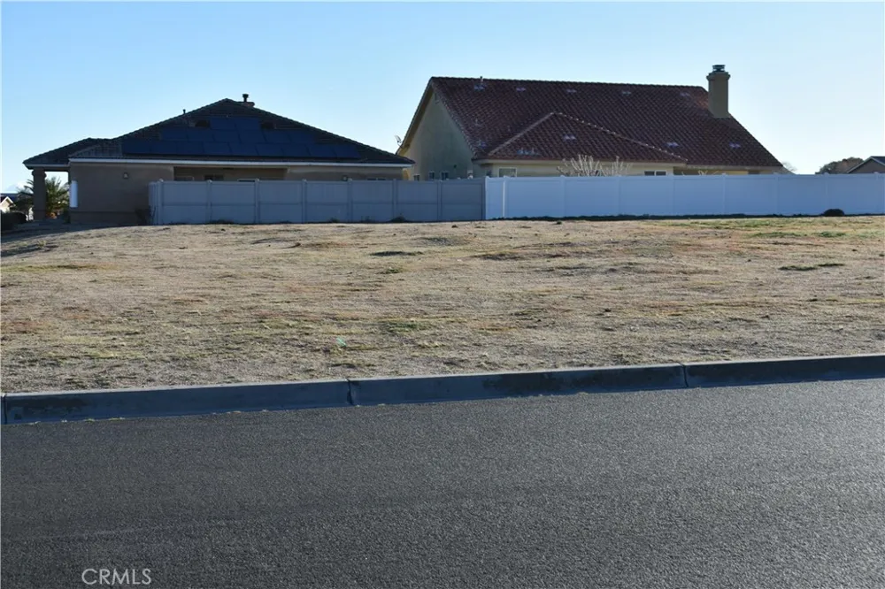 26555 Oar Lane Helendale, CA 92342