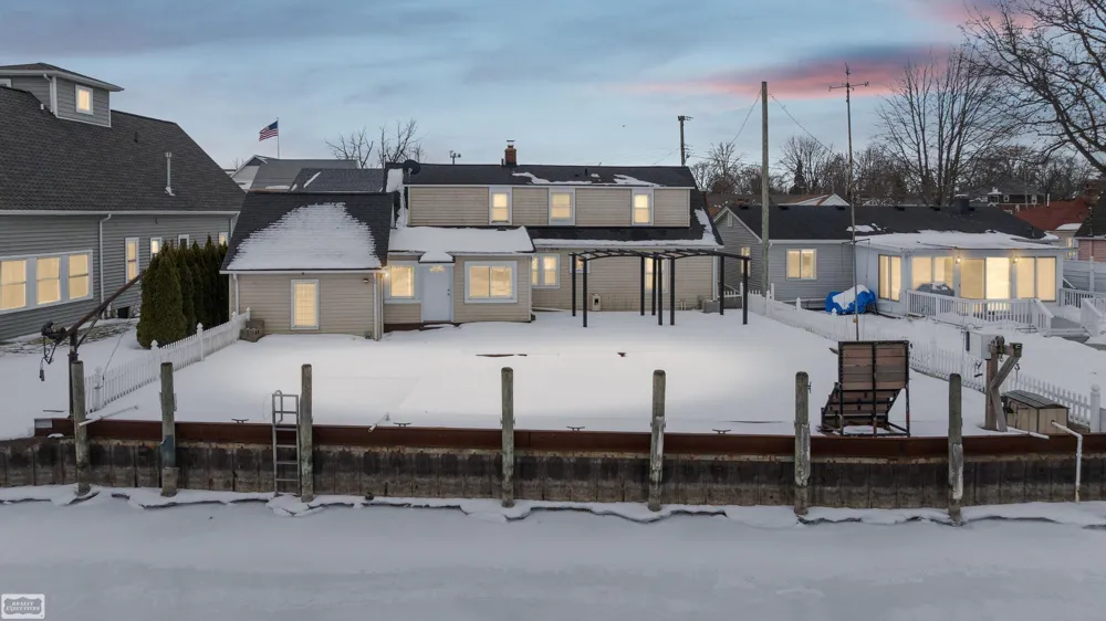 114 Interlochen Drive Algonac City, MI 48001