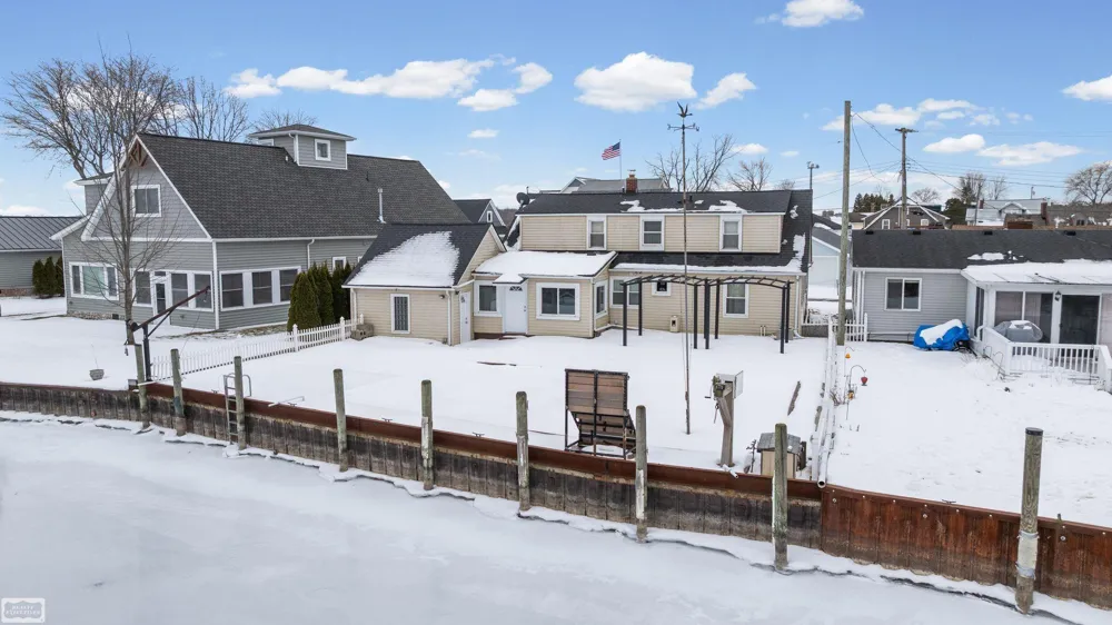 114 Interlochen Drive Algonac City, MI 48001