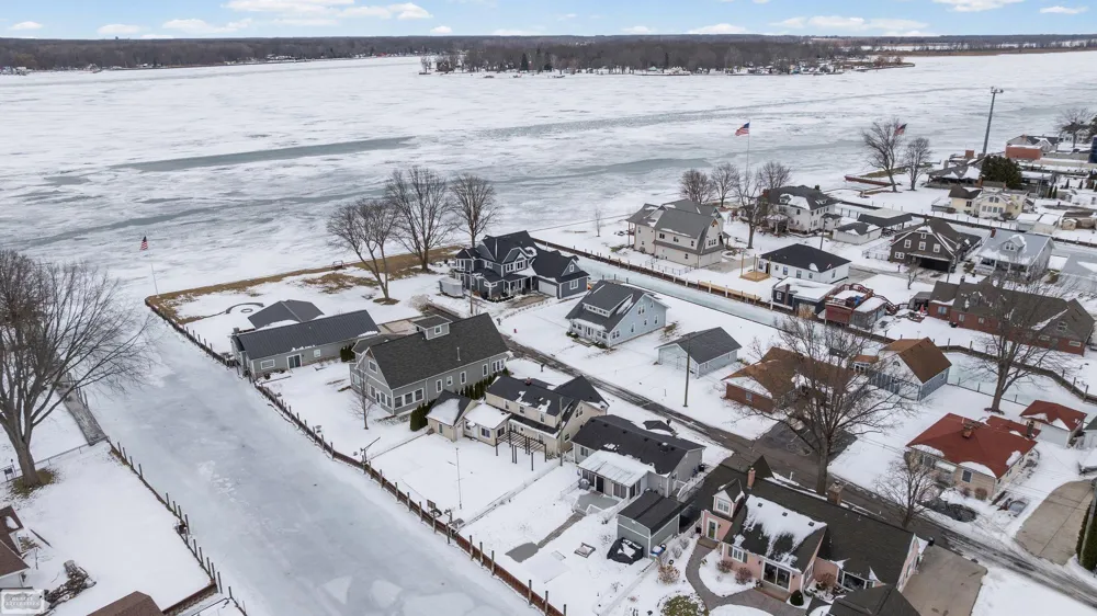 114 Interlochen Drive Algonac City, MI 48001