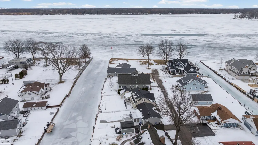 114 Interlochen Drive Algonac City, MI 48001