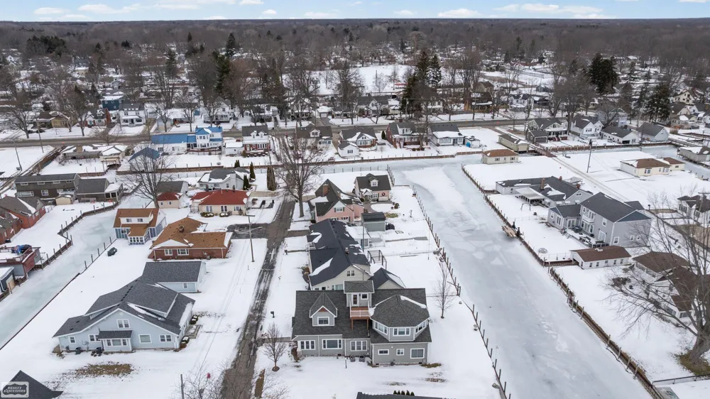 114 Interlochen Drive Algonac City, MI 48001