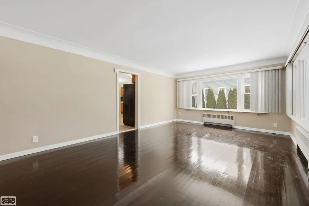 114 Interlochen Drive Algonac City, MI 48001