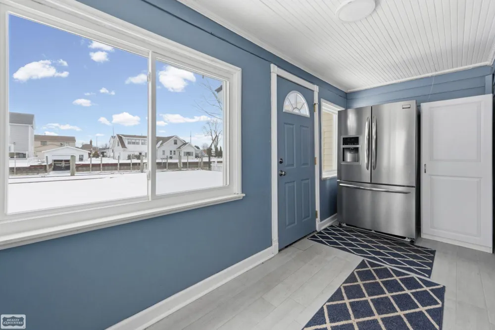 114 Interlochen Drive Algonac City, MI 48001