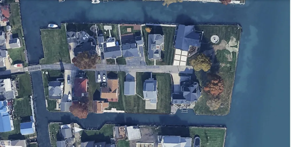 114 Interlochen Drive Algonac City, MI 48001