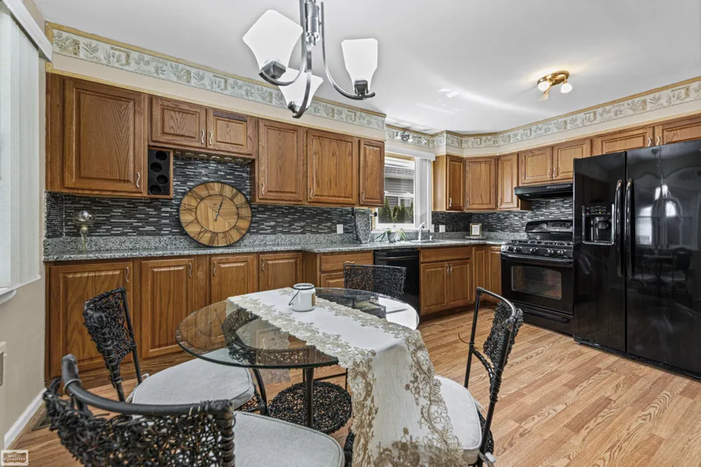 114 Interlochen Drive Algonac City, MI 48001