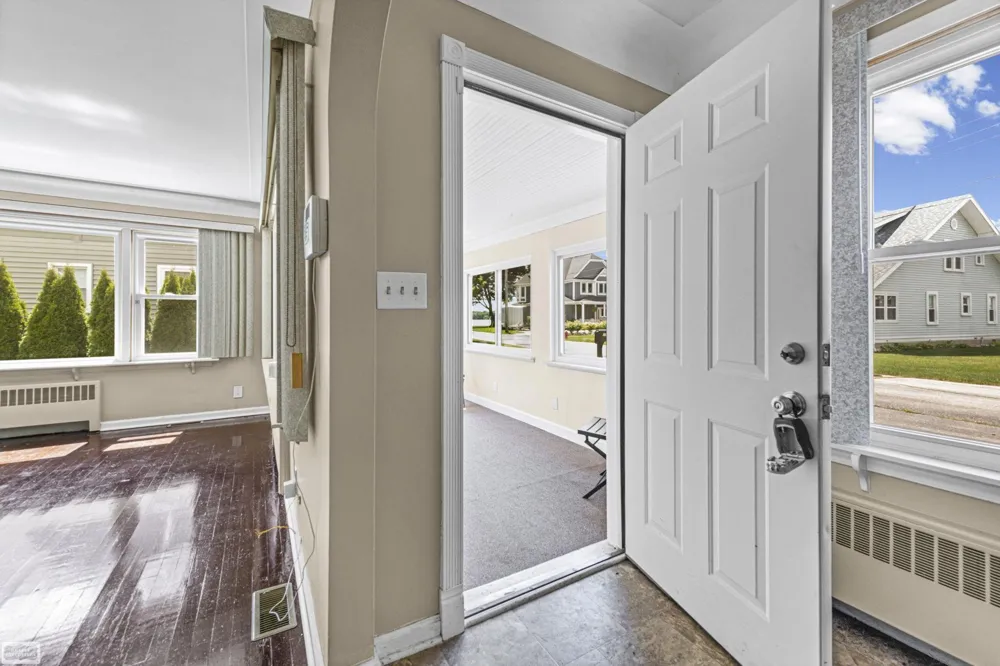 114 Interlochen Drive Algonac City, MI 48001