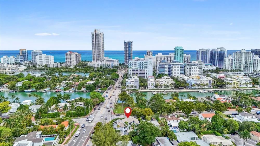 6180 Pine Tree Dr Miami Beach, FL 33140