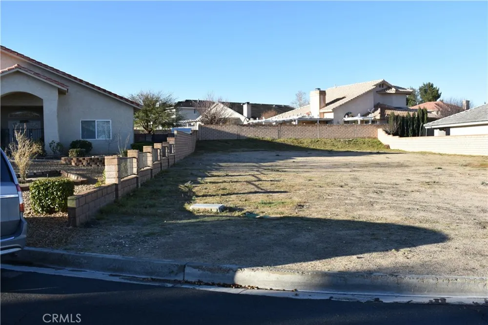 14167 Polly Court Helendale, CA 92342