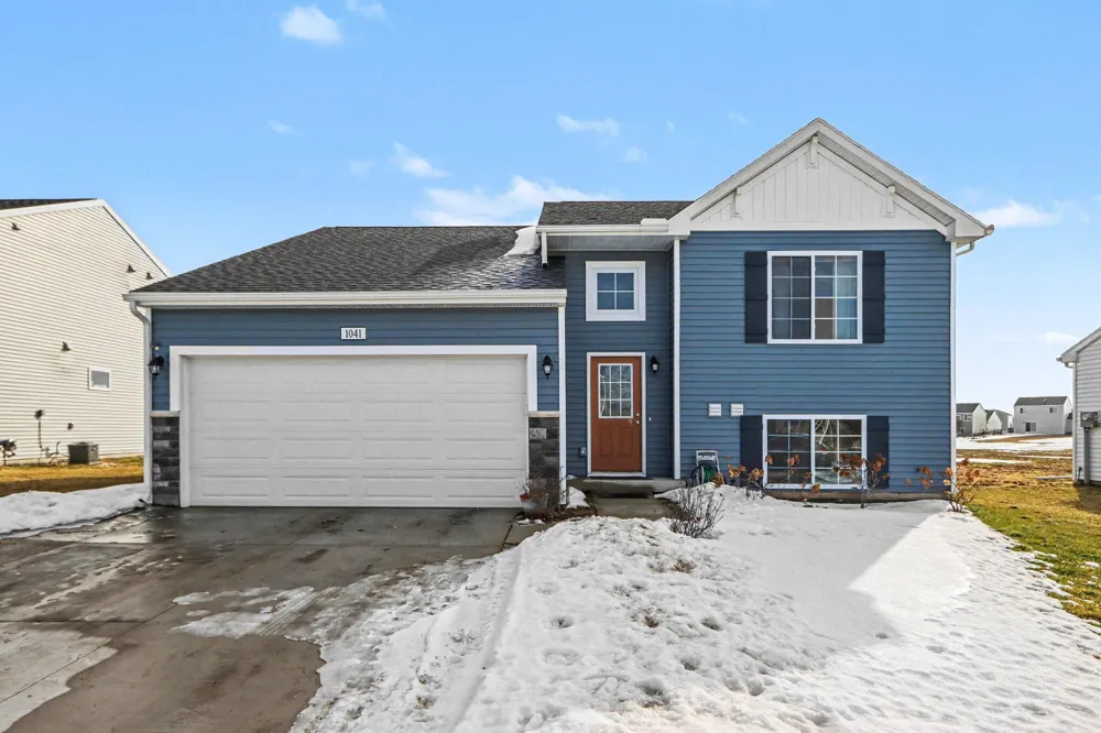 1041 Cooley Mill Lane Vicksburg Village, MI 49097