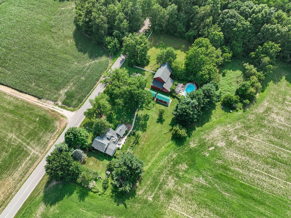 6475 Olive Branch Road Bertrand Township, MI 49113