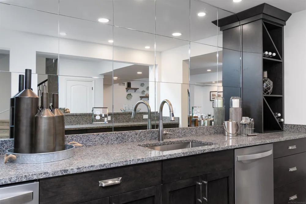 7474 Brunswick Drive Washington Township, MI 48095
