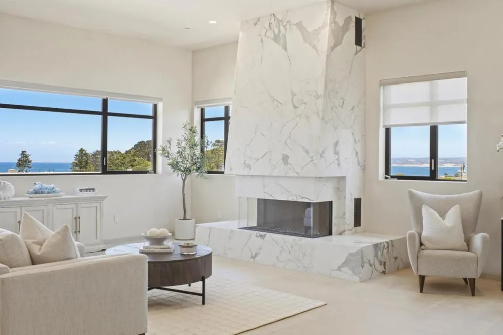 520 Lighthouse Avenue #301 Pacific Grove, CA 93950