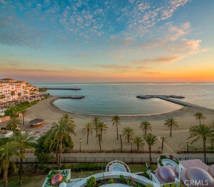 602 Ave Jose Banus, Marbella Other, OS 29660