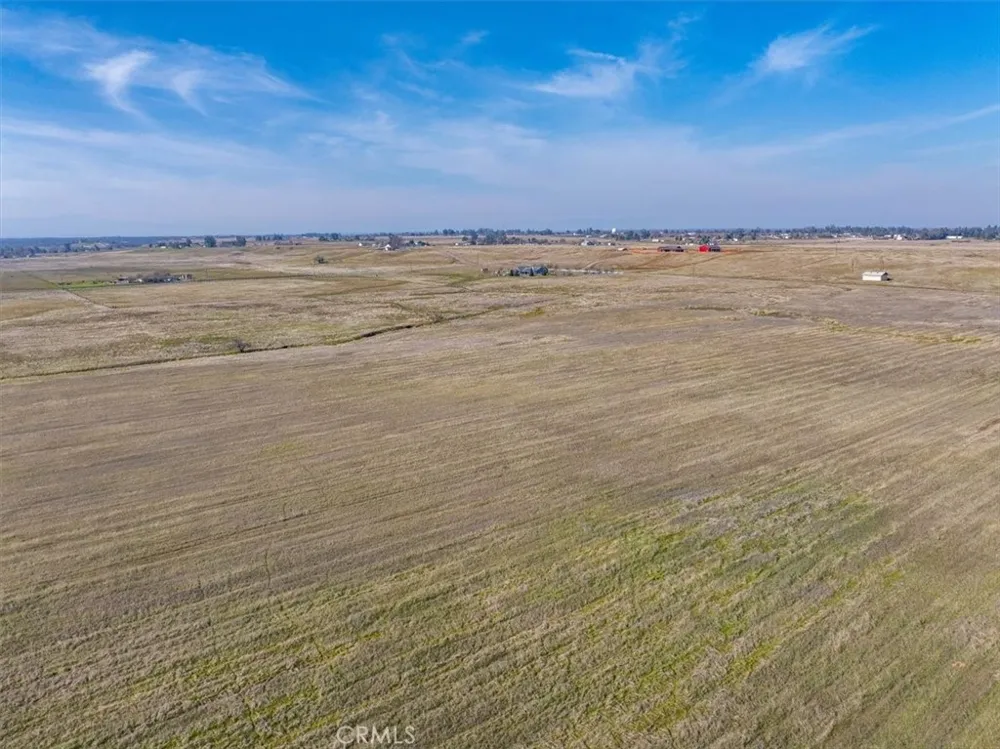 20285 Stewart Red Bluff, CA 96080