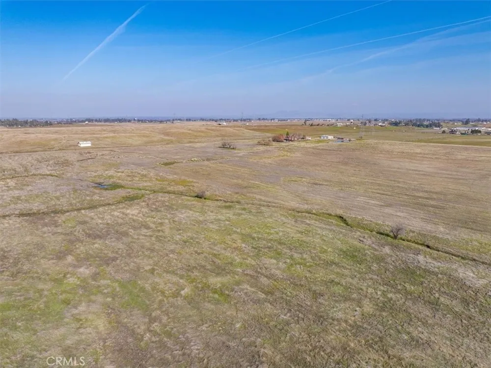 20285 Stewart Red Bluff, CA 96080