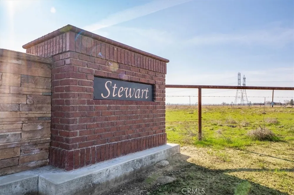 20285 Stewart Red Bluff, CA 96080