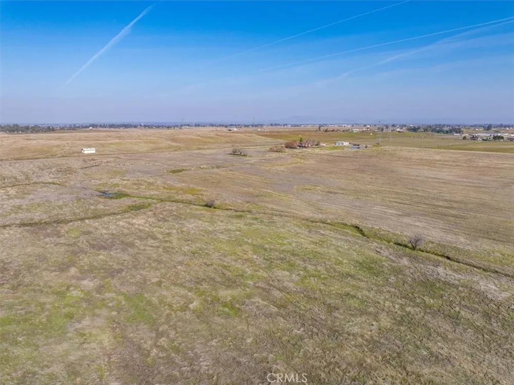 20285 Stewart Red Bluff, CA 96080