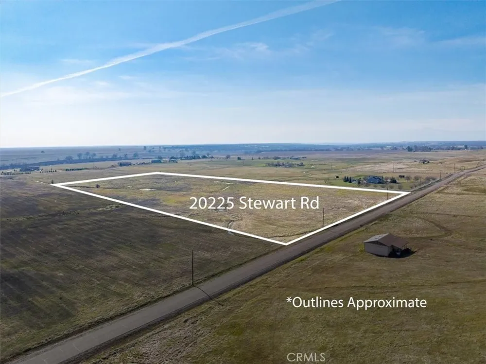 20285 Stewart Red Bluff, CA 96080