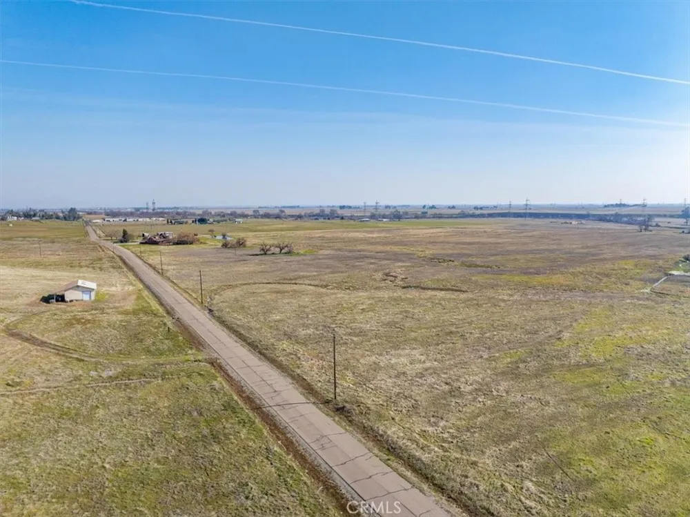 20225 Stewart Red Bluff, CA 96080