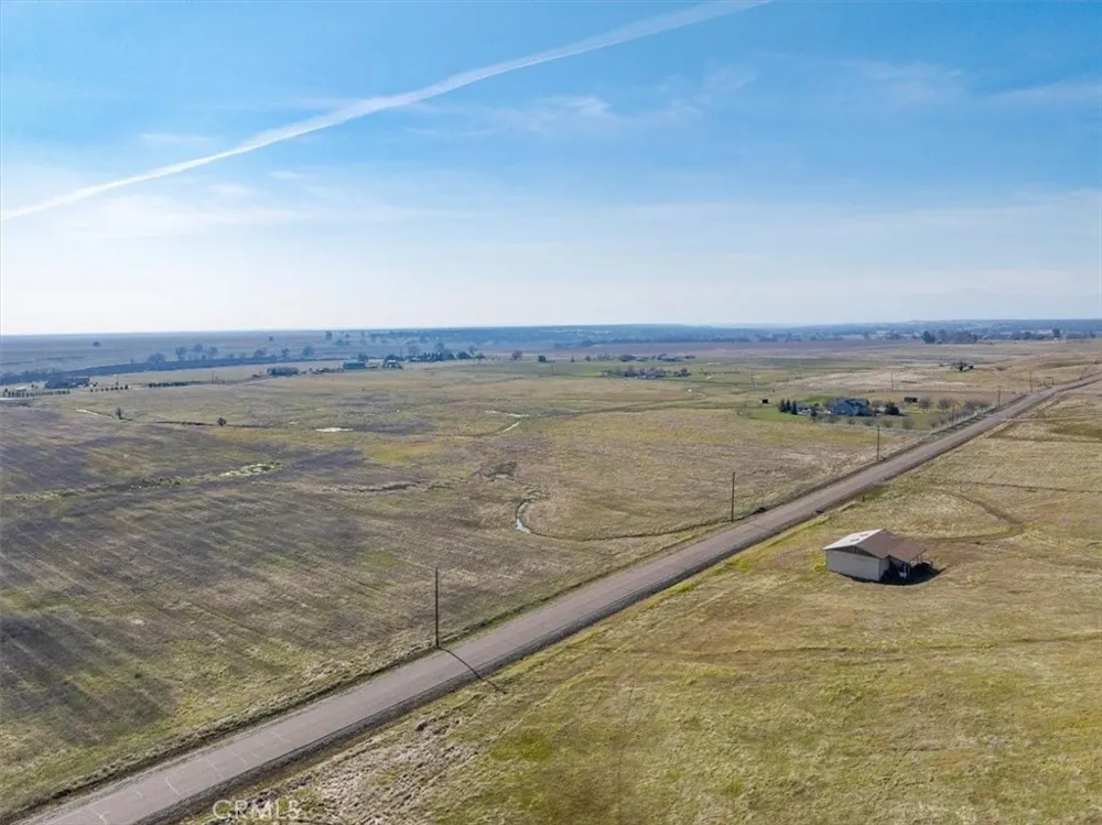 20225 Stewart Red Bluff, CA 96080