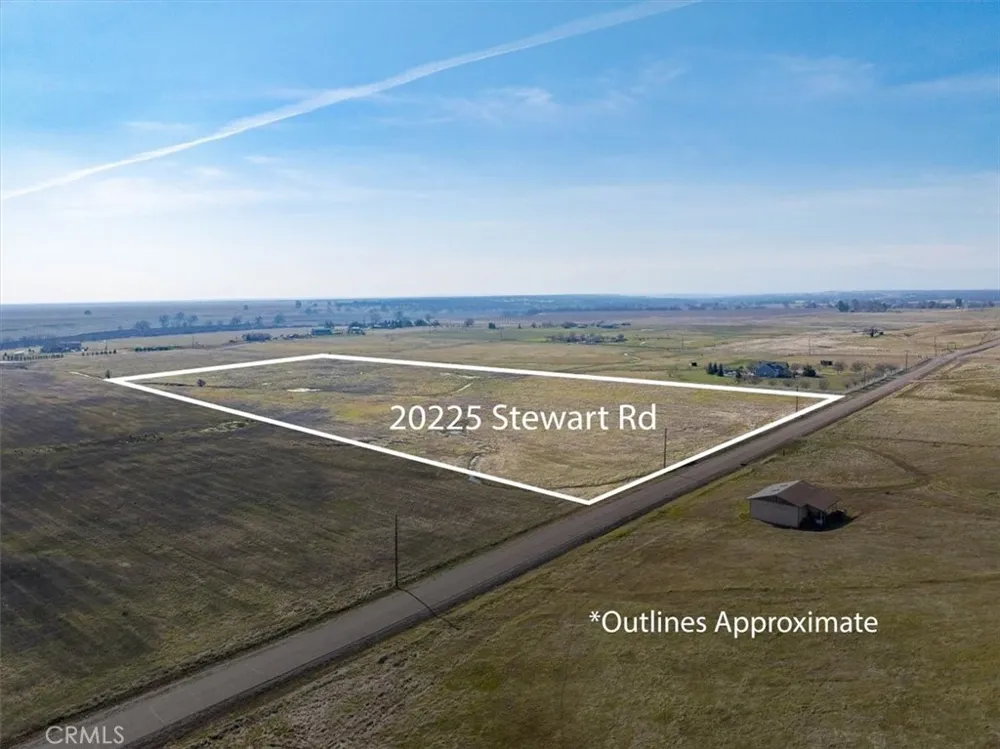 20225 Stewart Red Bluff, CA 96080