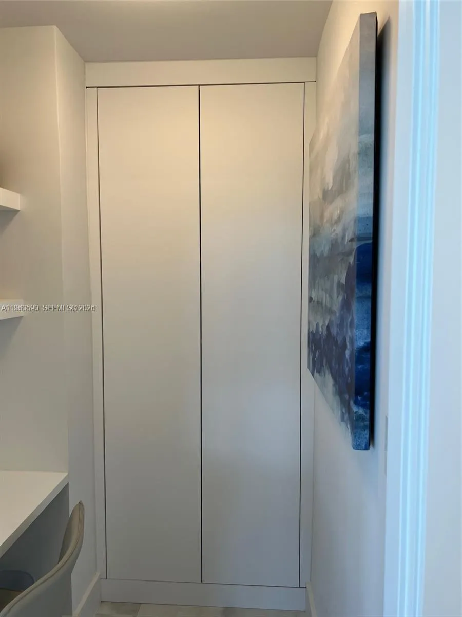 100 Lincoln Rd #1548 Miami Beach, FL 33139