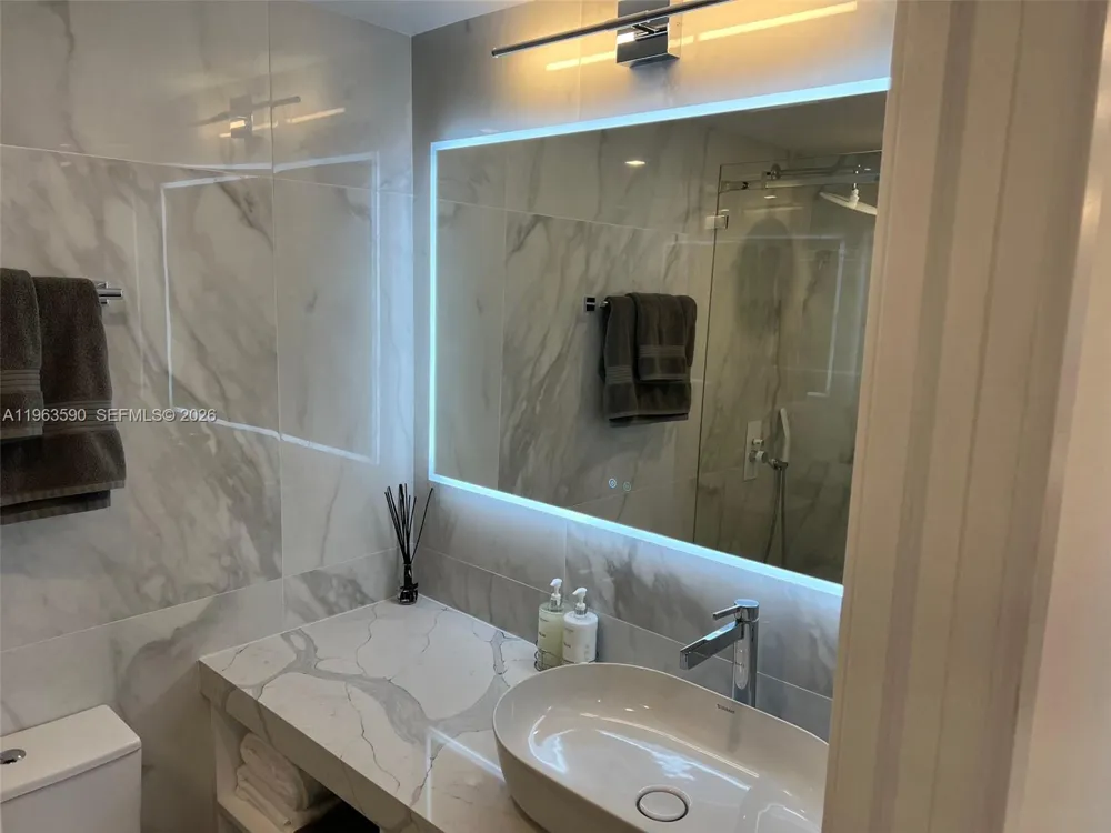 100 Lincoln Rd #1548 Miami Beach, FL 33139