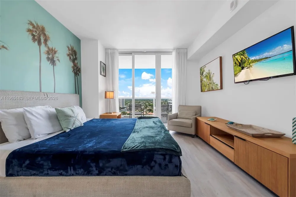 2602 E Hallandale Beach Blvd #R2206 Hallandale Beach, FL 33009