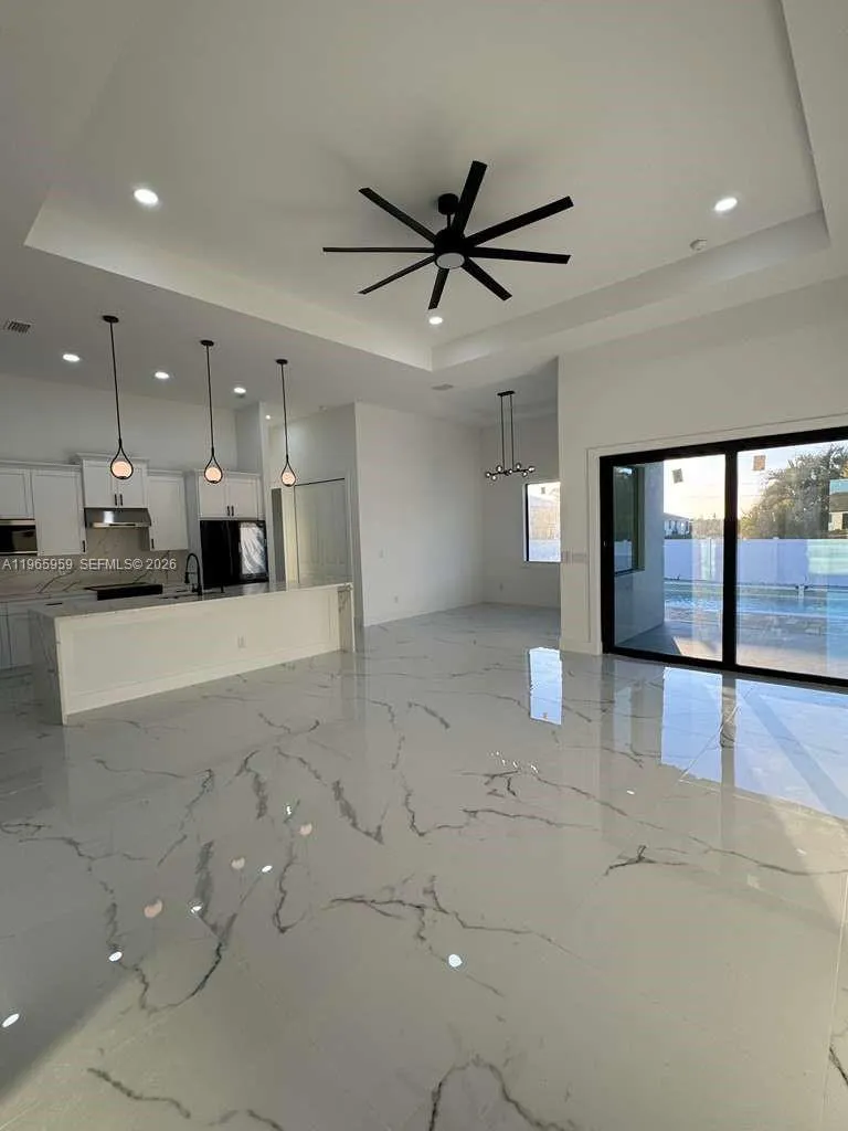 3510 NW 46th Ave Cape Coral, FL 33993