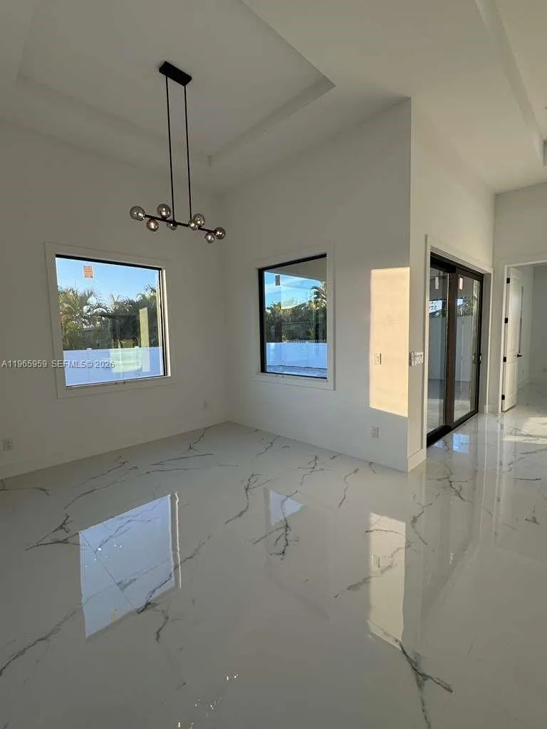 3510 NW 46th Ave Cape Coral, FL 33993