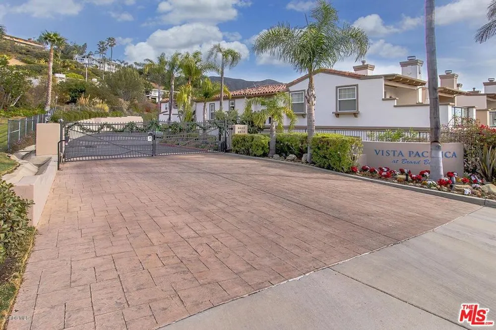 6438 Lunita Road Malibu, CA 90265
