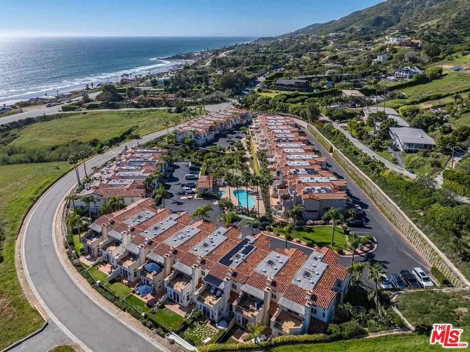 6438 Lunita Road Malibu, CA 90265