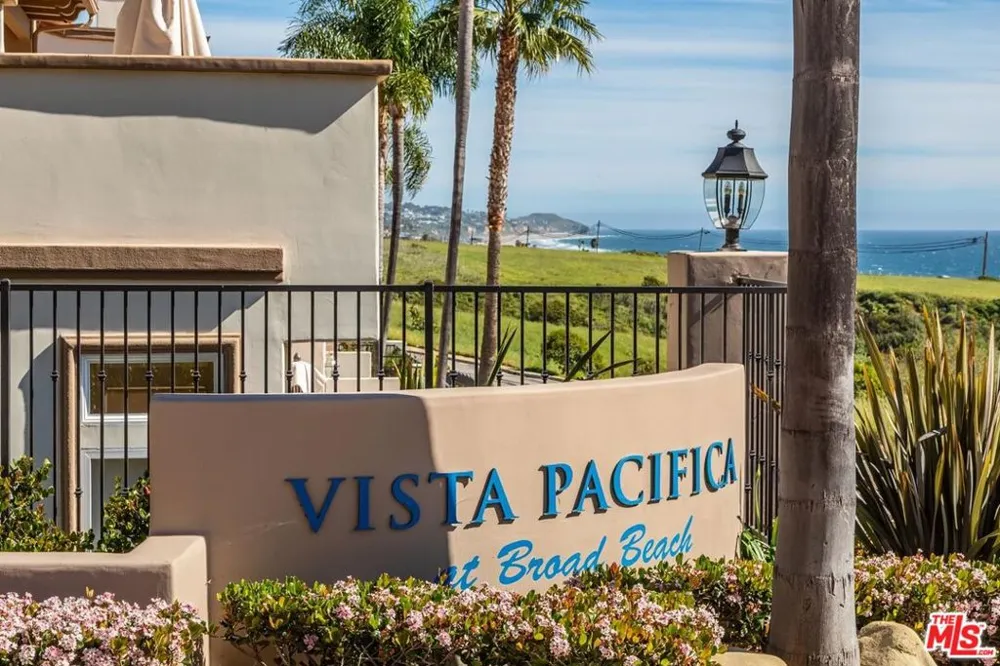 6438 Lunita Road Malibu, CA 90265