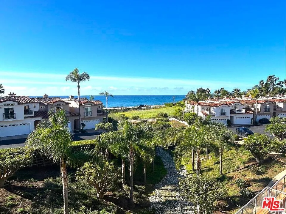 6438 Lunita Road Malibu, CA 90265
