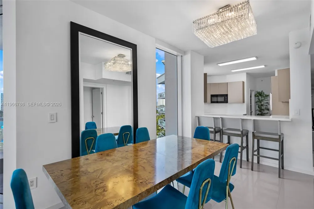 3030 NE 188th St #602 Aventura, FL 33180