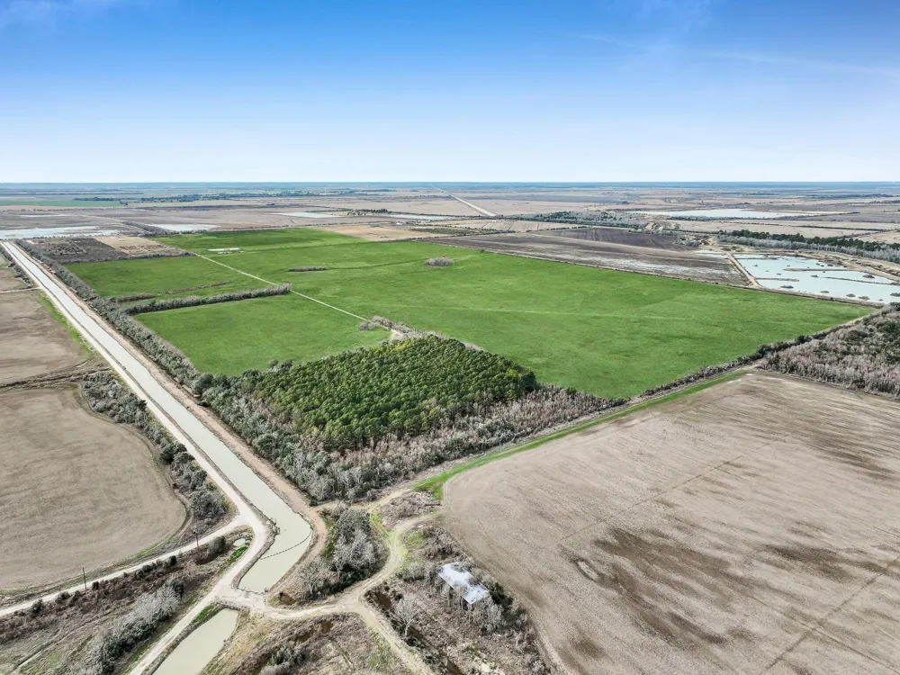 747 Canal Road Winnie, TX 77665
