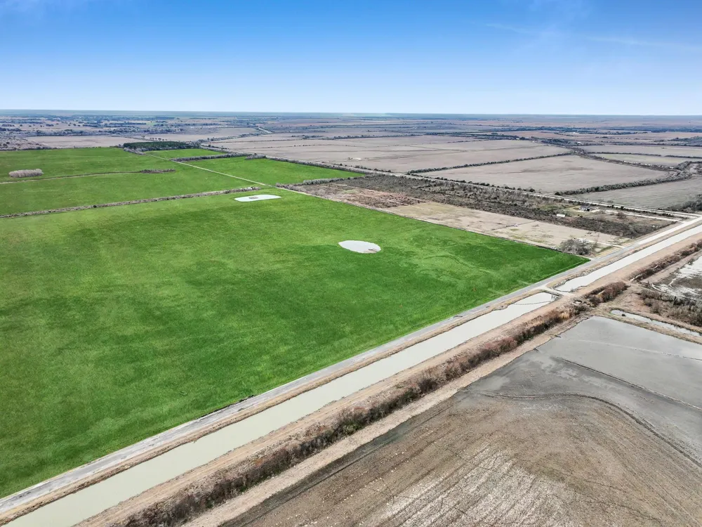 747 Canal Road Winnie, TX 77665