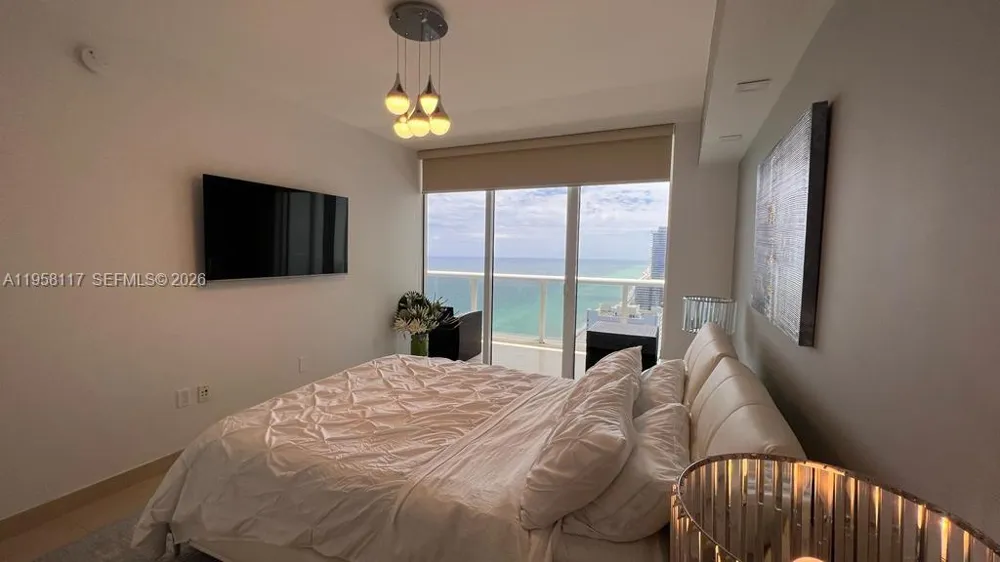 1830 S Ocean Dr #3404 Hallandale Beach, FL 33009