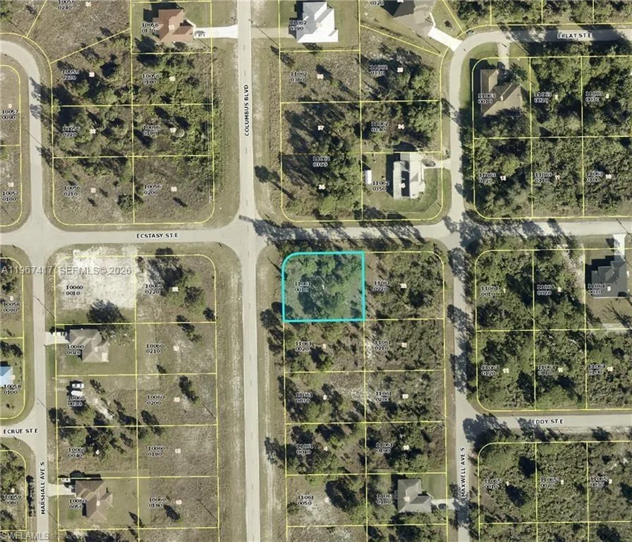 1015 Columbus Blvd S Lehigh Acres, FL 33974