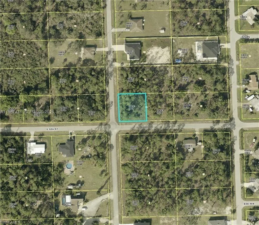 2101 E 9th St Lehigh Acres, FL 33936